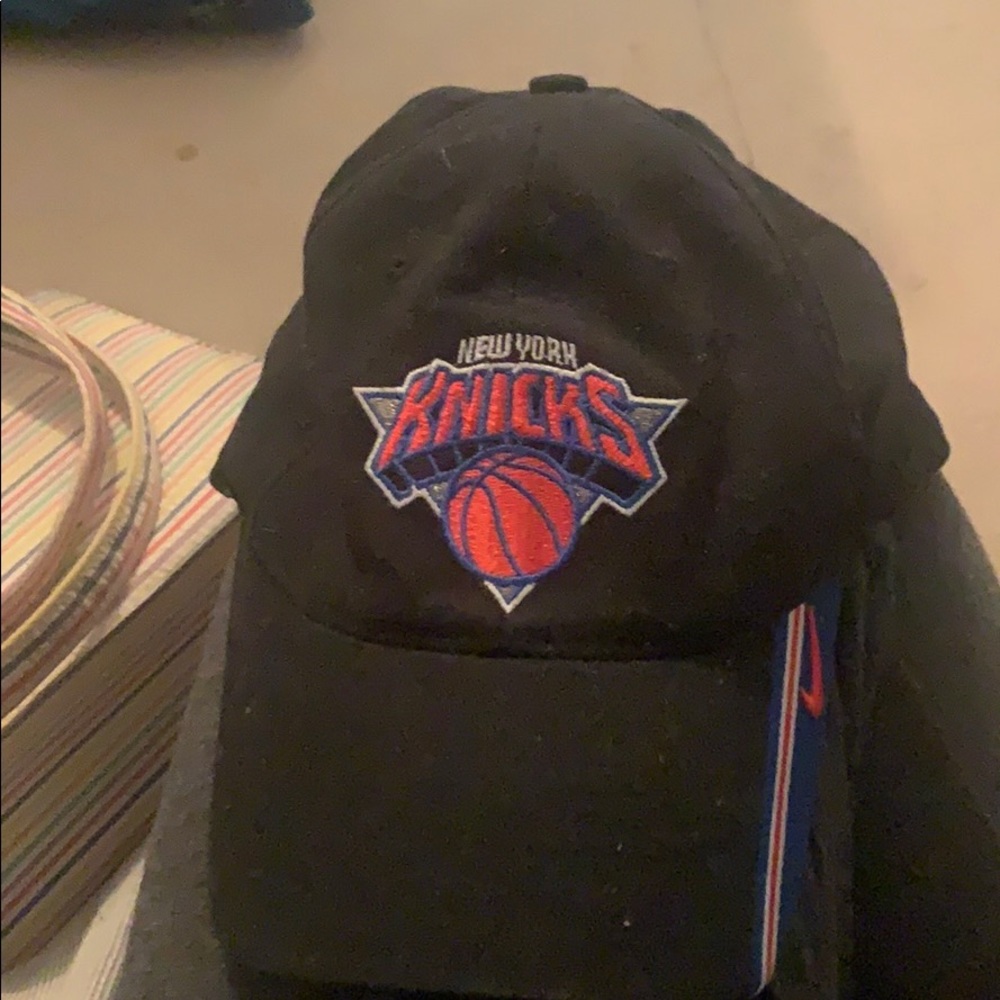 Knicks baseball hat